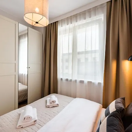 Remarkable City Centre Apartment Varsavia Esterno foto